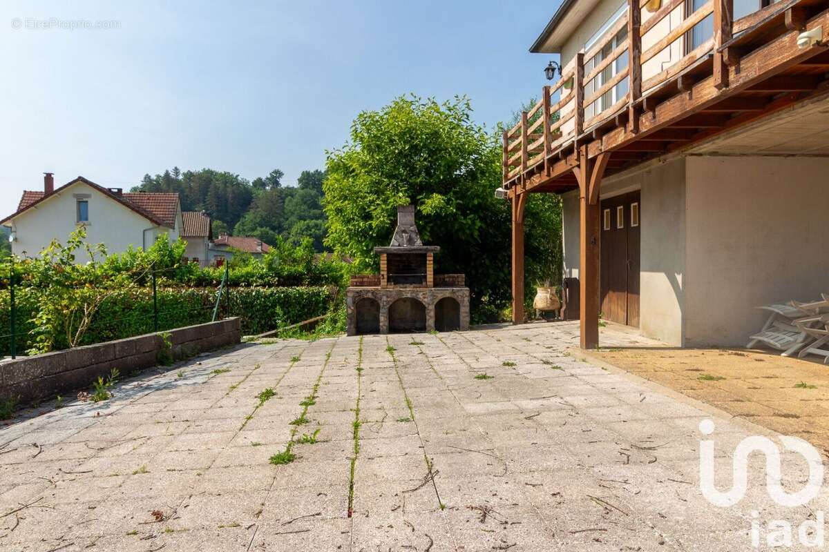 Photo 3 - Maison à SAINT-LEONARD-DE-NOBLAT