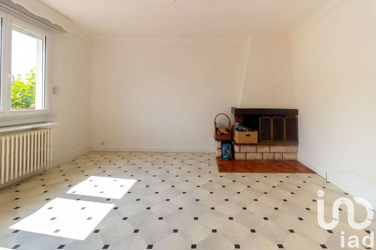 Photo 9 - Maison à SAINT-LEONARD-DE-NOBLAT