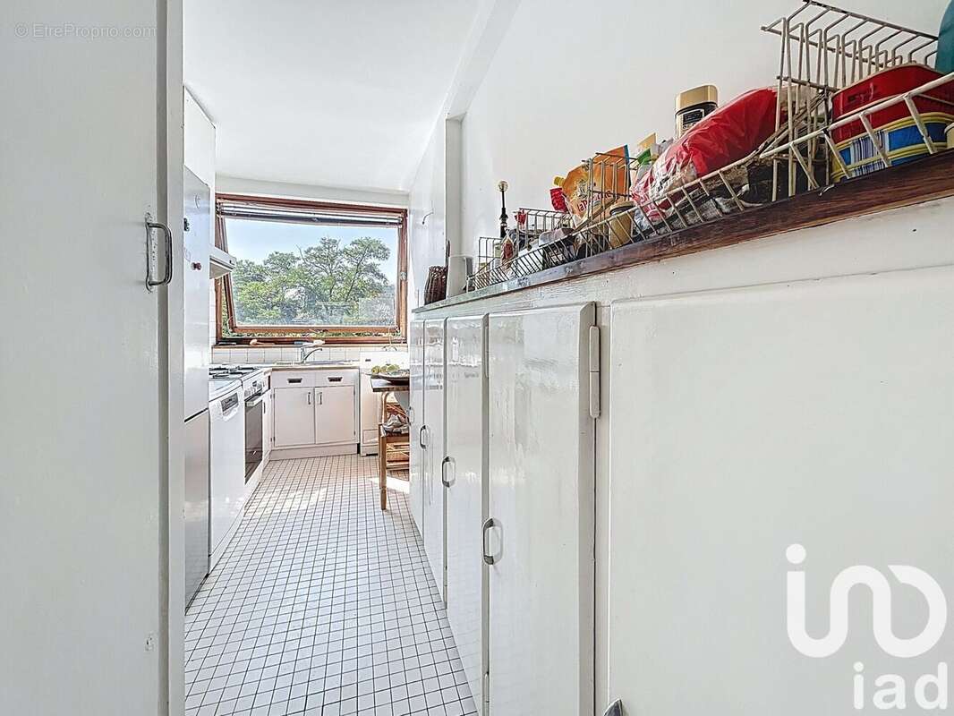 Photo 8 - Appartement à LA CELLE-SAINT-CLOUD