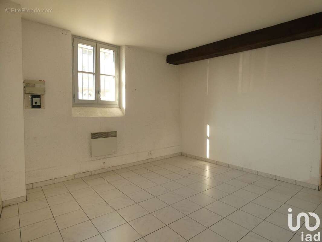 Photo 8 - Commerce à AUXERRE