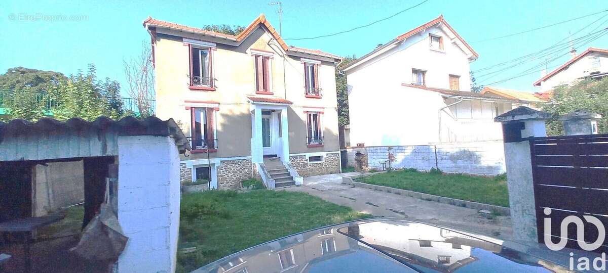 Photo 2 - Maison à VILLENEUVE-LE-ROI