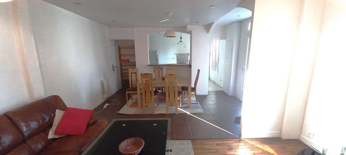 Photo 5 - Maison à VILLENEUVE-LE-ROI