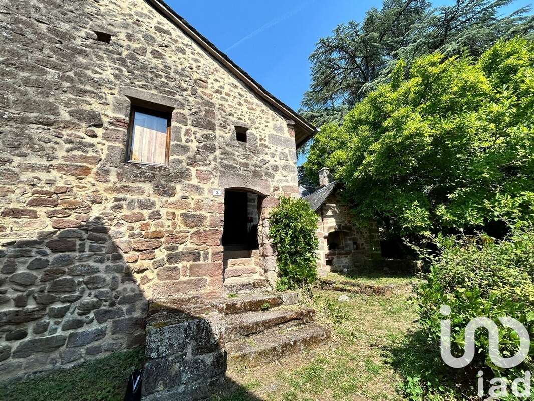 Photo 2 - Maison à SAINT-BONNET-LA-RIVIERE