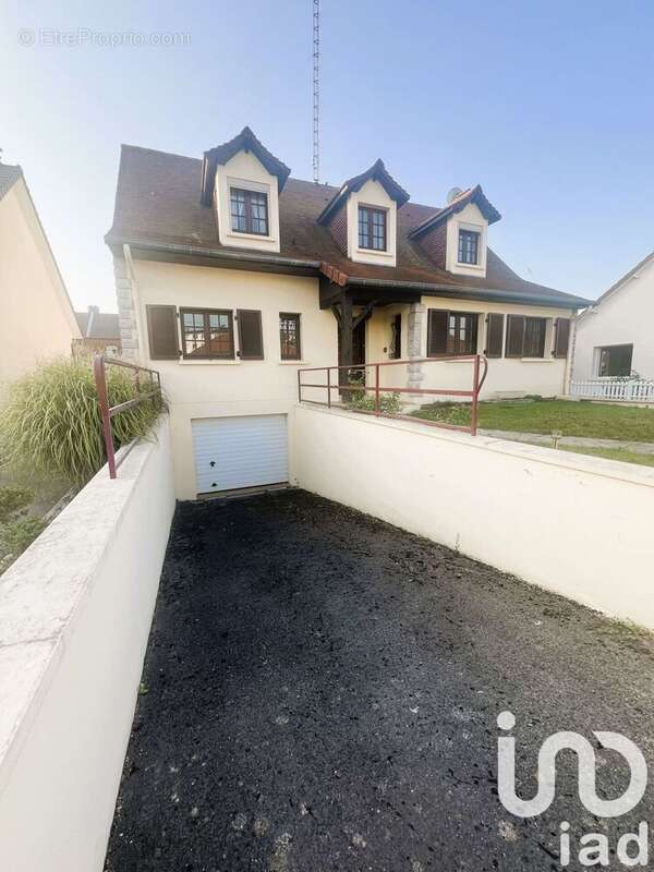 Photo 2 - Maison à PERONNE