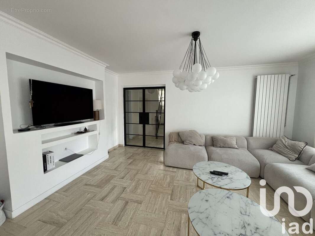 Photo 5 - Maison à SARCELLES