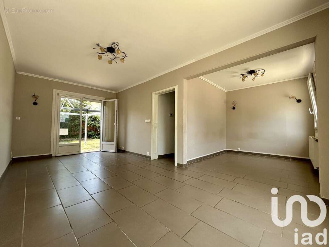 Photo 2 - Maison à SARAN