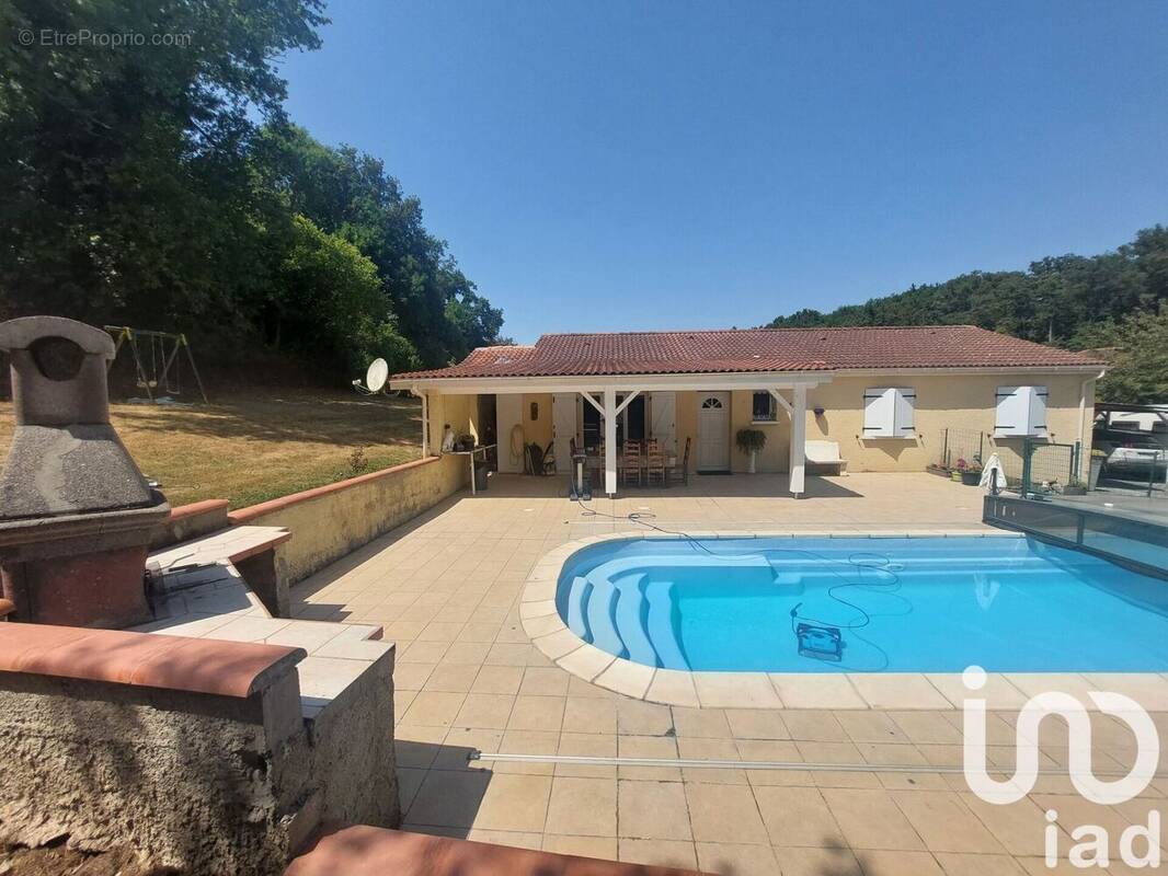 Photo 1 - Maison à ORLEIX