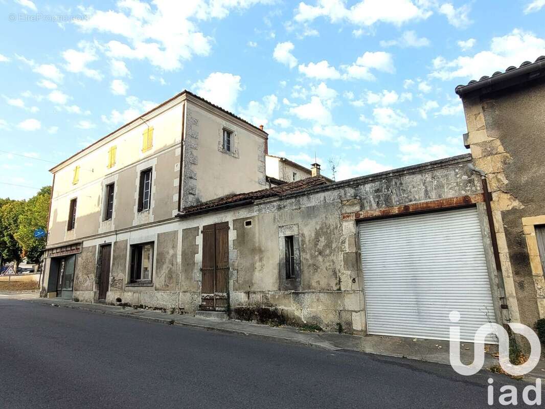 Photo 7 - Appartement à MONTBRON