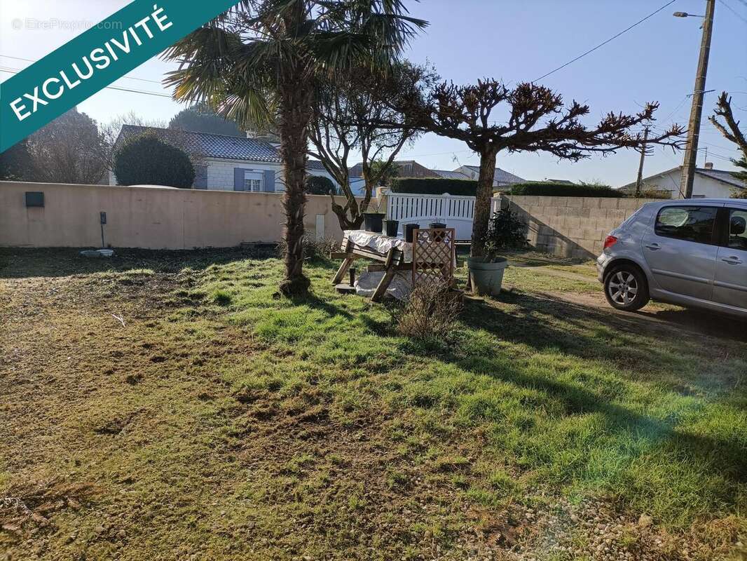 Photo 2 - Maison à L&#039;EGUILLE