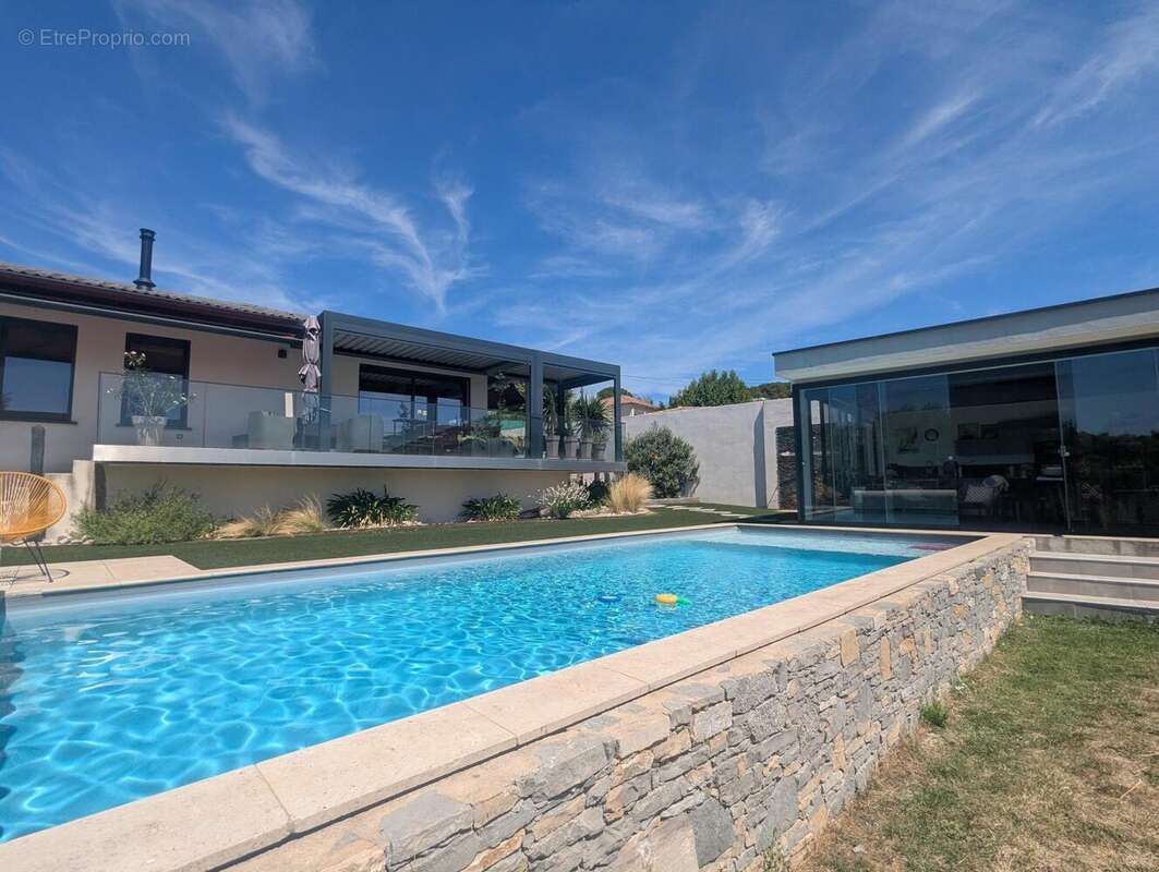 Photo 2 - Maison à SAINT-PRIVAT-DES-VIEUX