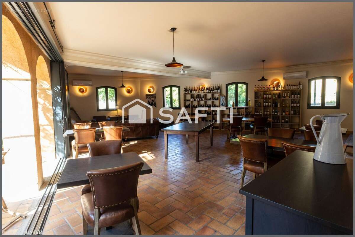 Photo 2 - Commerce à BUIS-LES-BARONNIES