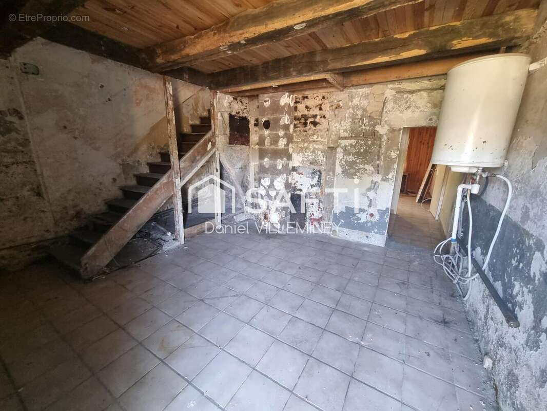 Photo 2 - Maison à AILLEVILLERS-ET-LYAUMONT