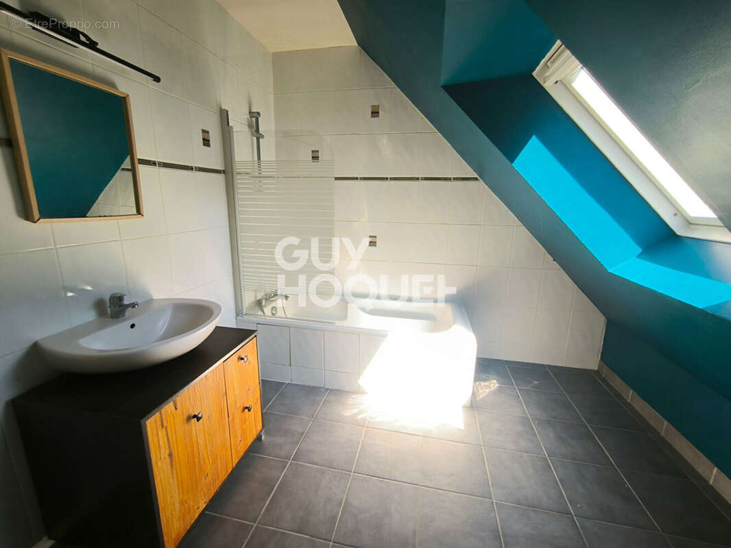 Maison à MINIAC-MORVAN