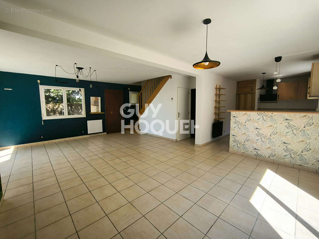 Maison à MINIAC-MORVAN