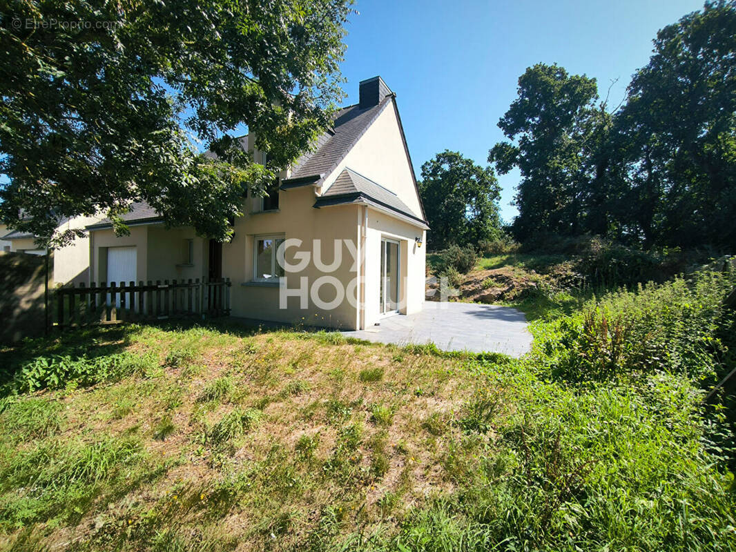 Maison à MINIAC-MORVAN