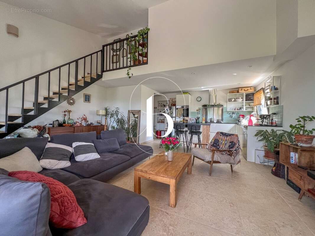 Maison à GOUDARGUES