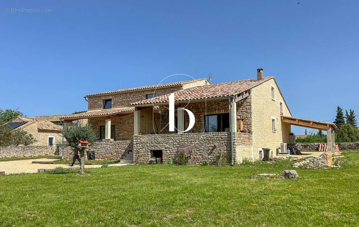 Maison à GOUDARGUES