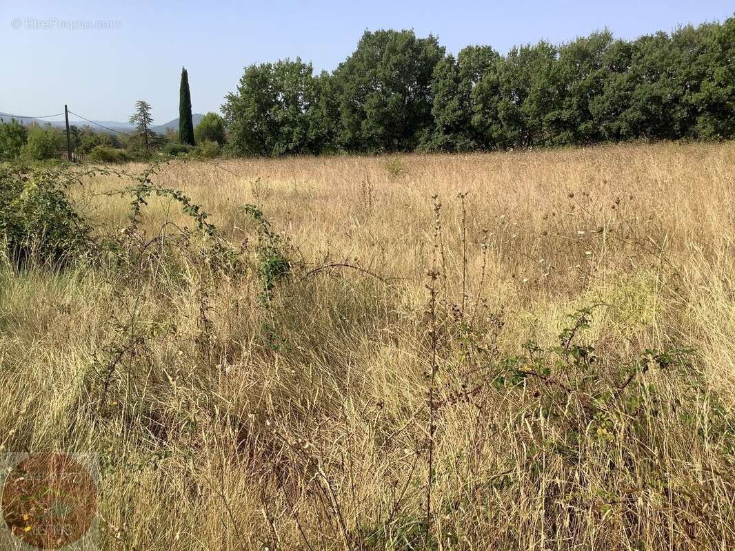 Terrain à AIGREMONT