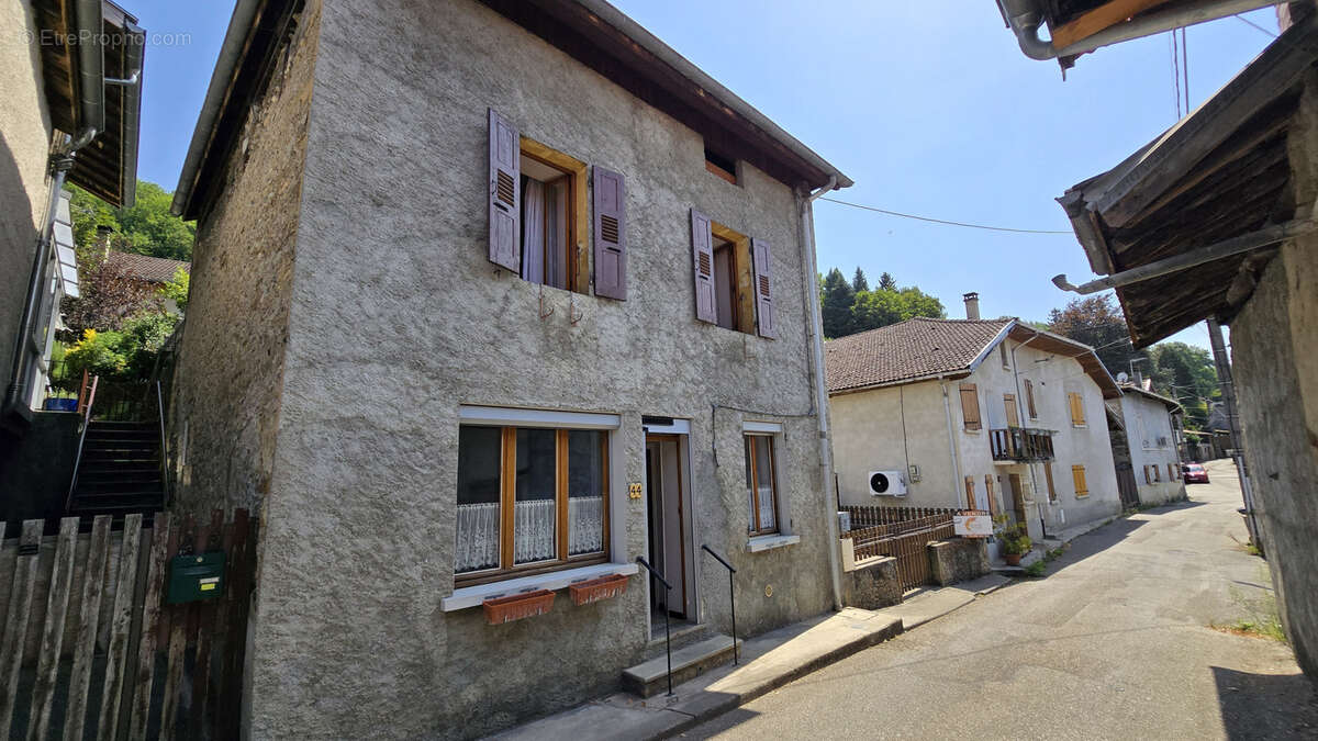 Maison à PONTCHARRA