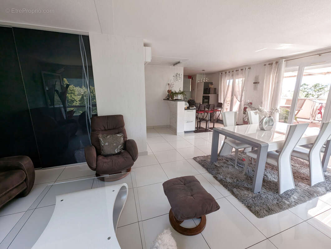 Appartement à SASSENAGE