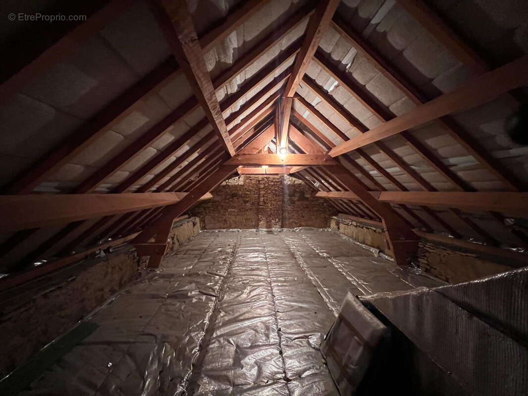 Maison à SALIGNAC-EYVIGUES