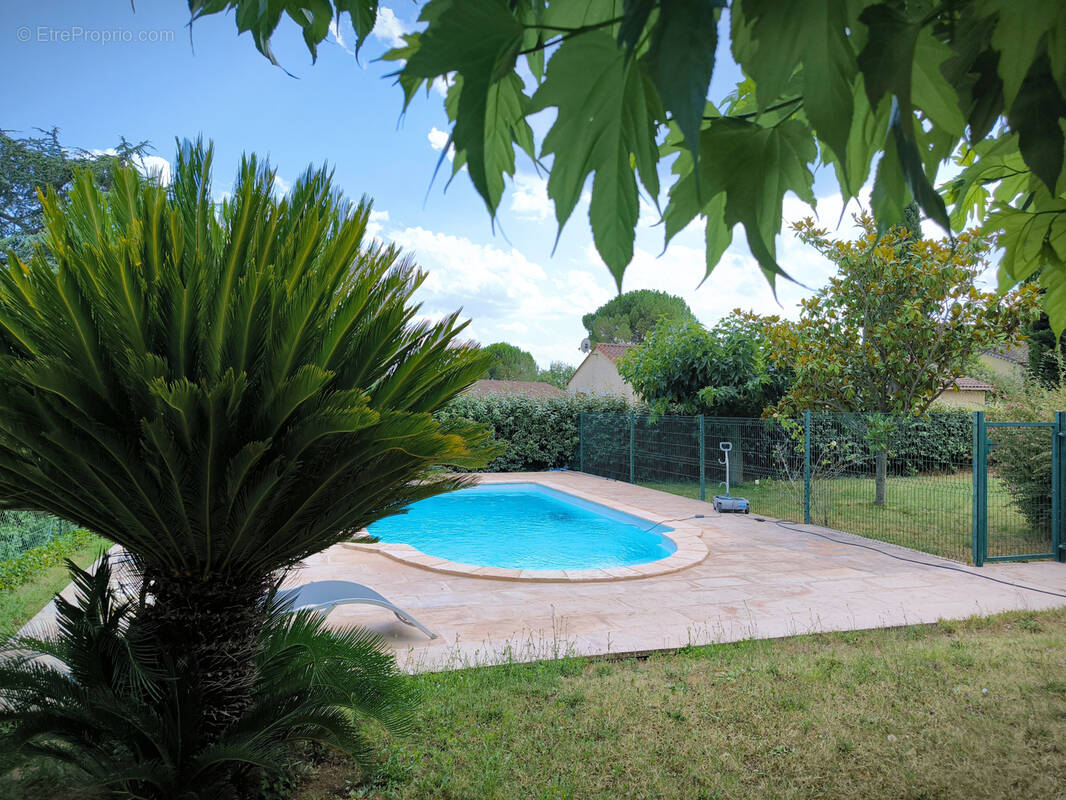 Maison à SAINT-QUENTIN-LA-POTERIE