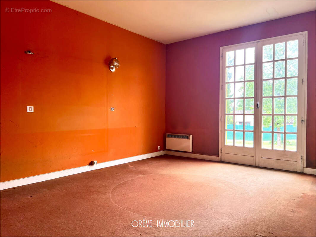 Maison à LES BRULAIS