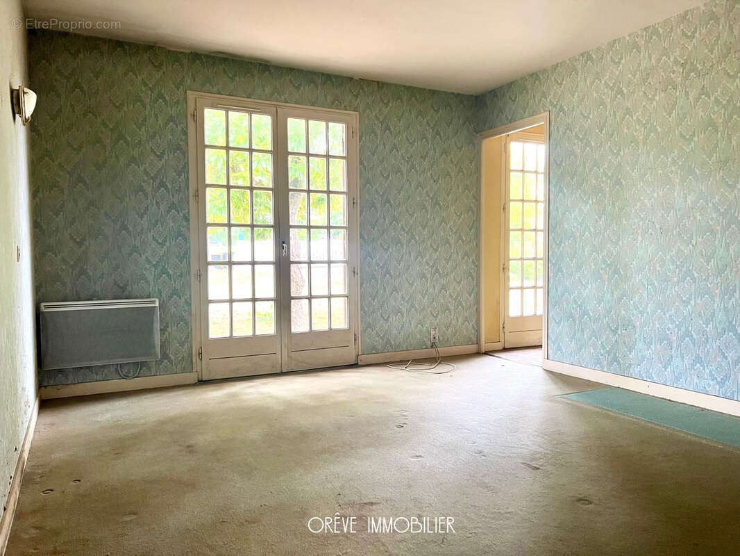 Maison à LES BRULAIS