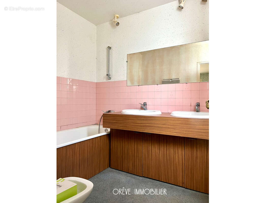 Maison à LES BRULAIS