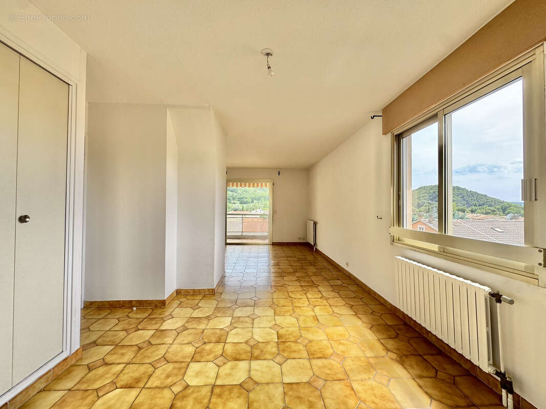 Appartement à NYONS