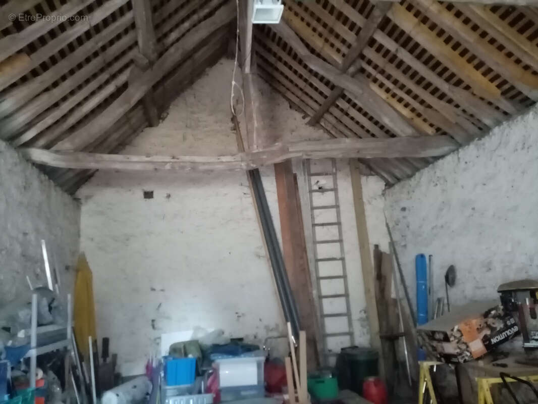 Maison à CHEMIRE-SUR-SARTHE