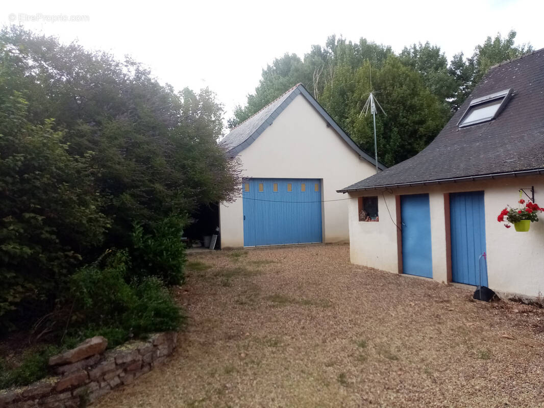 Maison à CHEMIRE-SUR-SARTHE