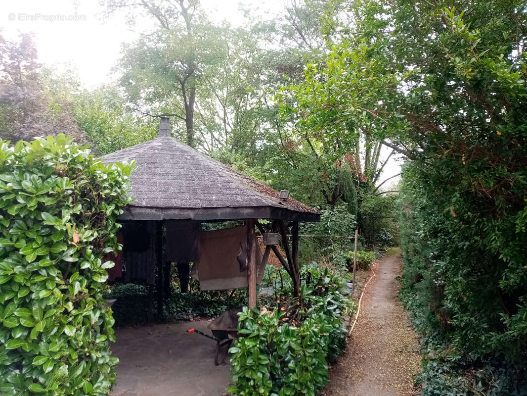 Maison à CHEMIRE-SUR-SARTHE