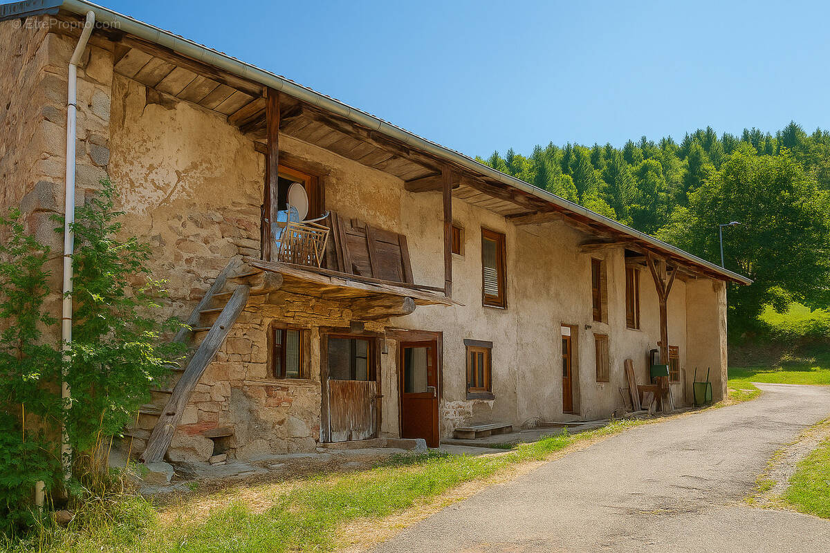 Maison à CHATEL-MONTAGNE