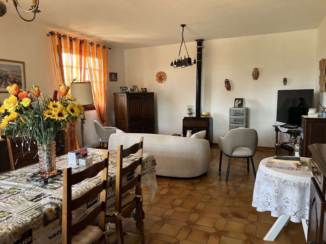 Maison à SAINT-PAULET-DE-CAISSON