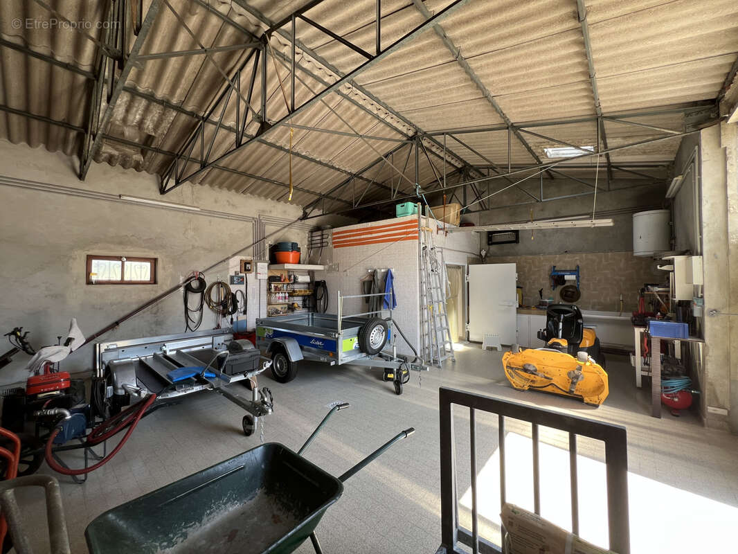 Maison à SAINT-PAULET-DE-CAISSON