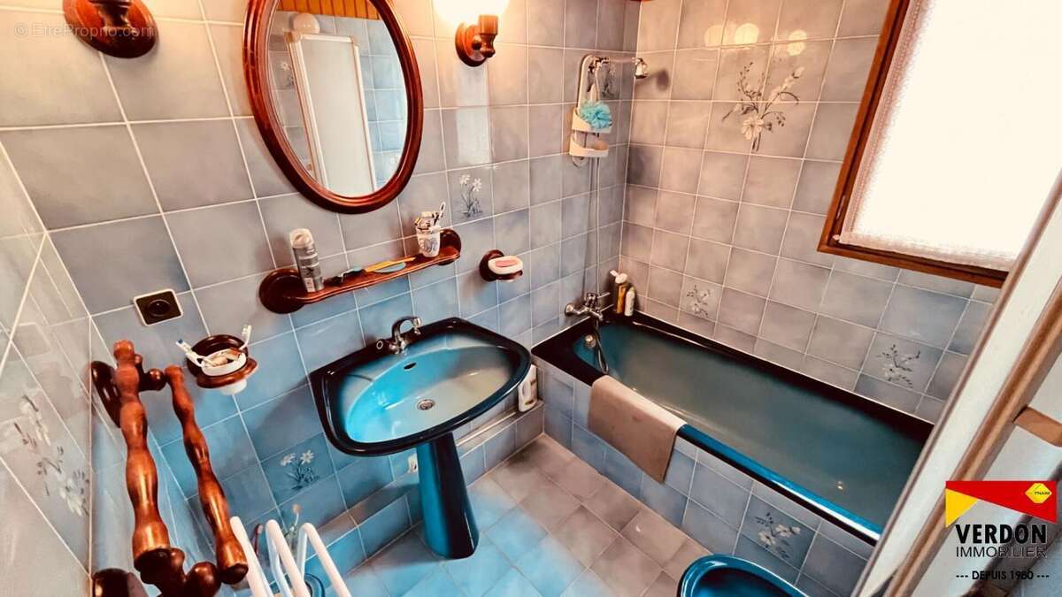 Maison à VILLARS-COLMARS