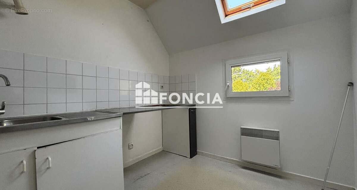 Appartement à LA RIVIERE-SAINT-SAUVEUR