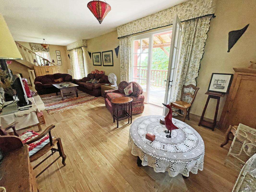 Maison à SIORAC-EN-PERIGORD