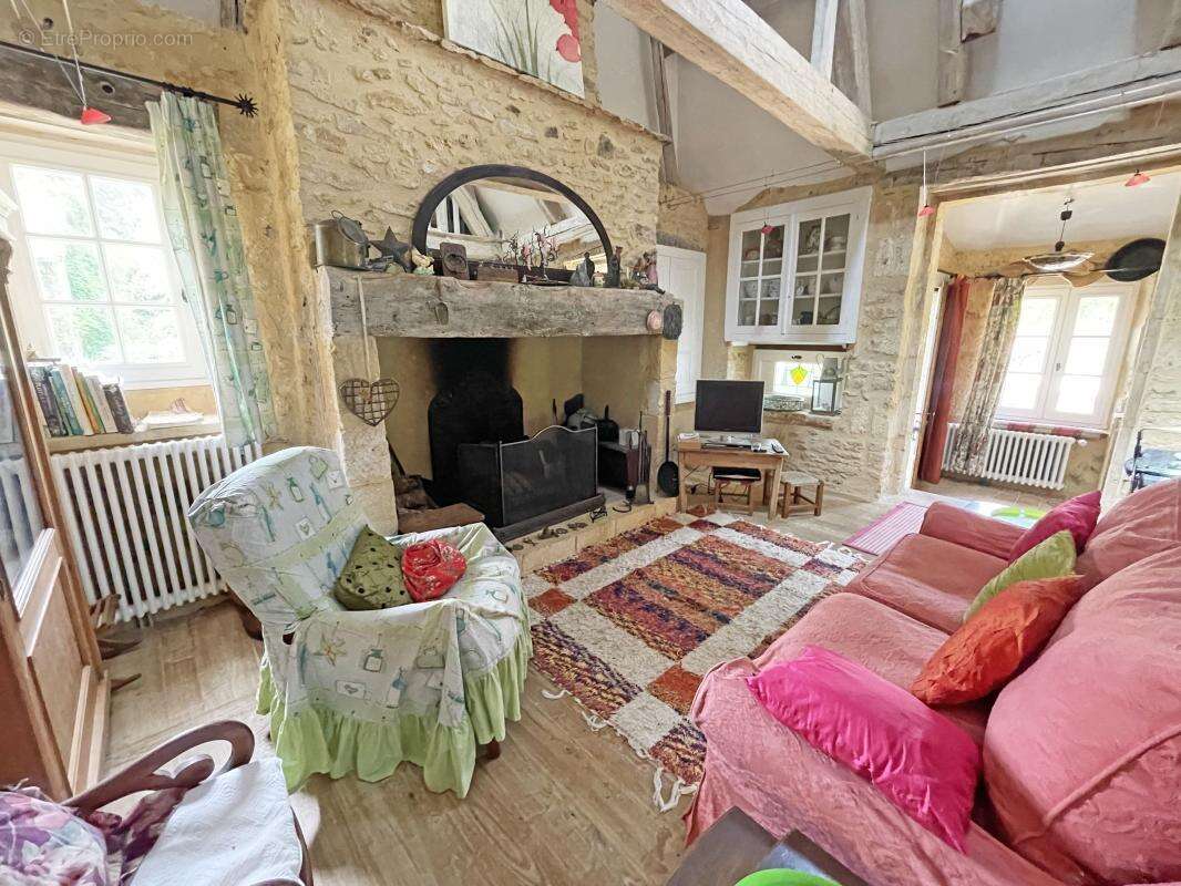 Maison à SIORAC-EN-PERIGORD