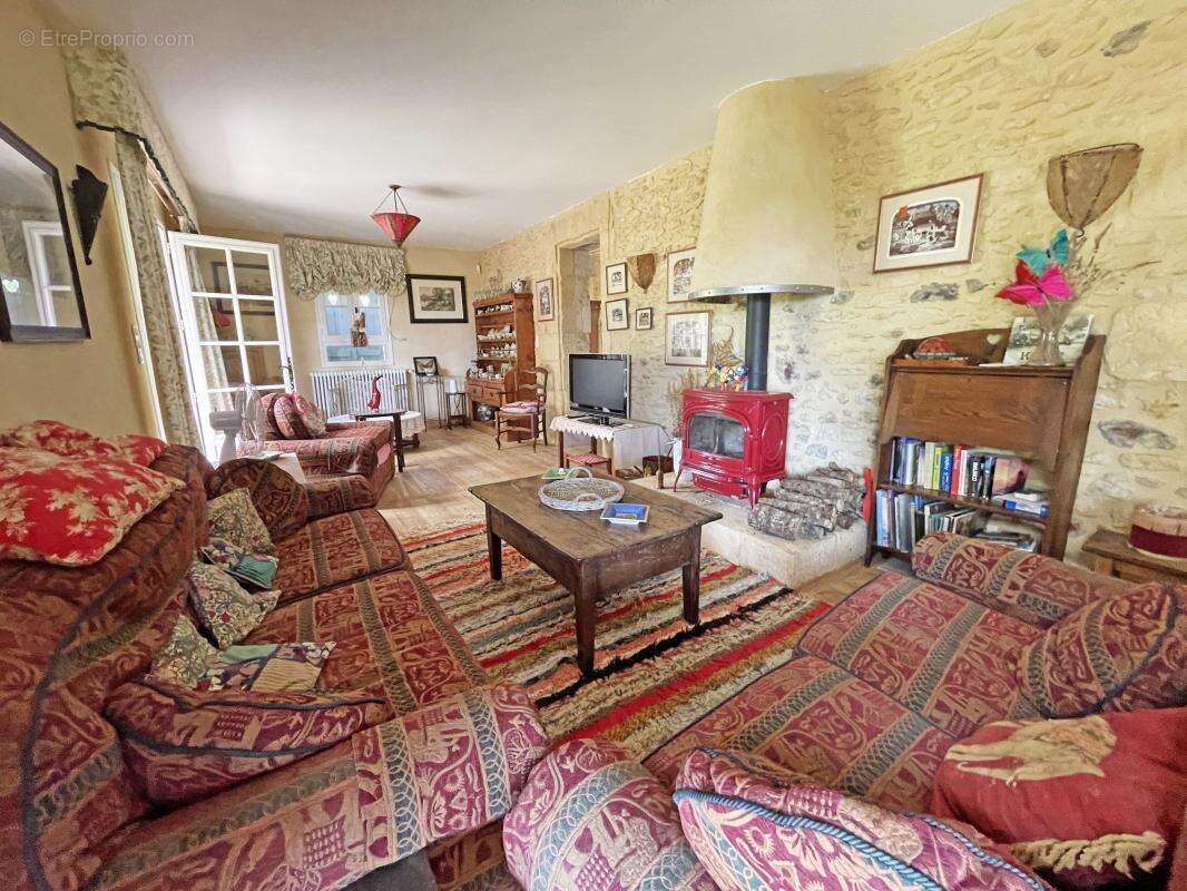 Maison à SIORAC-EN-PERIGORD