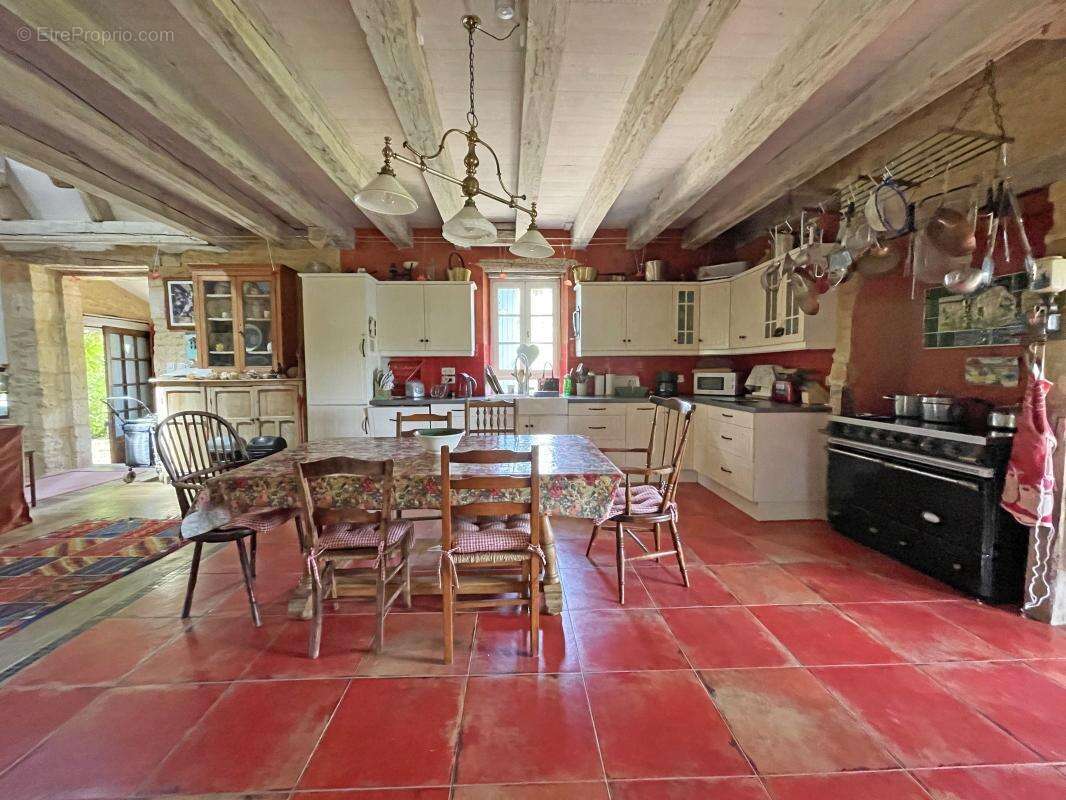 Maison à SIORAC-EN-PERIGORD