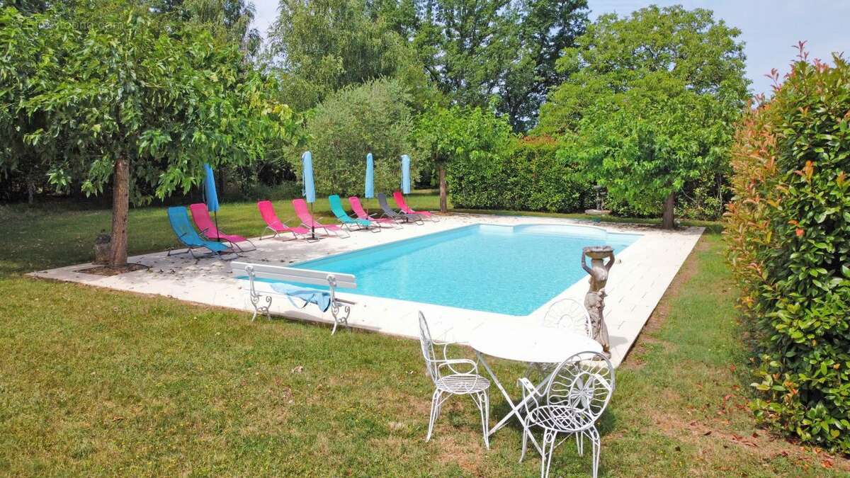 Maison à SIORAC-EN-PERIGORD