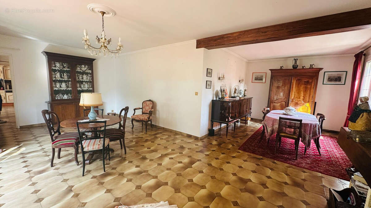 Maison à ROCHEFORT-DU-GARD