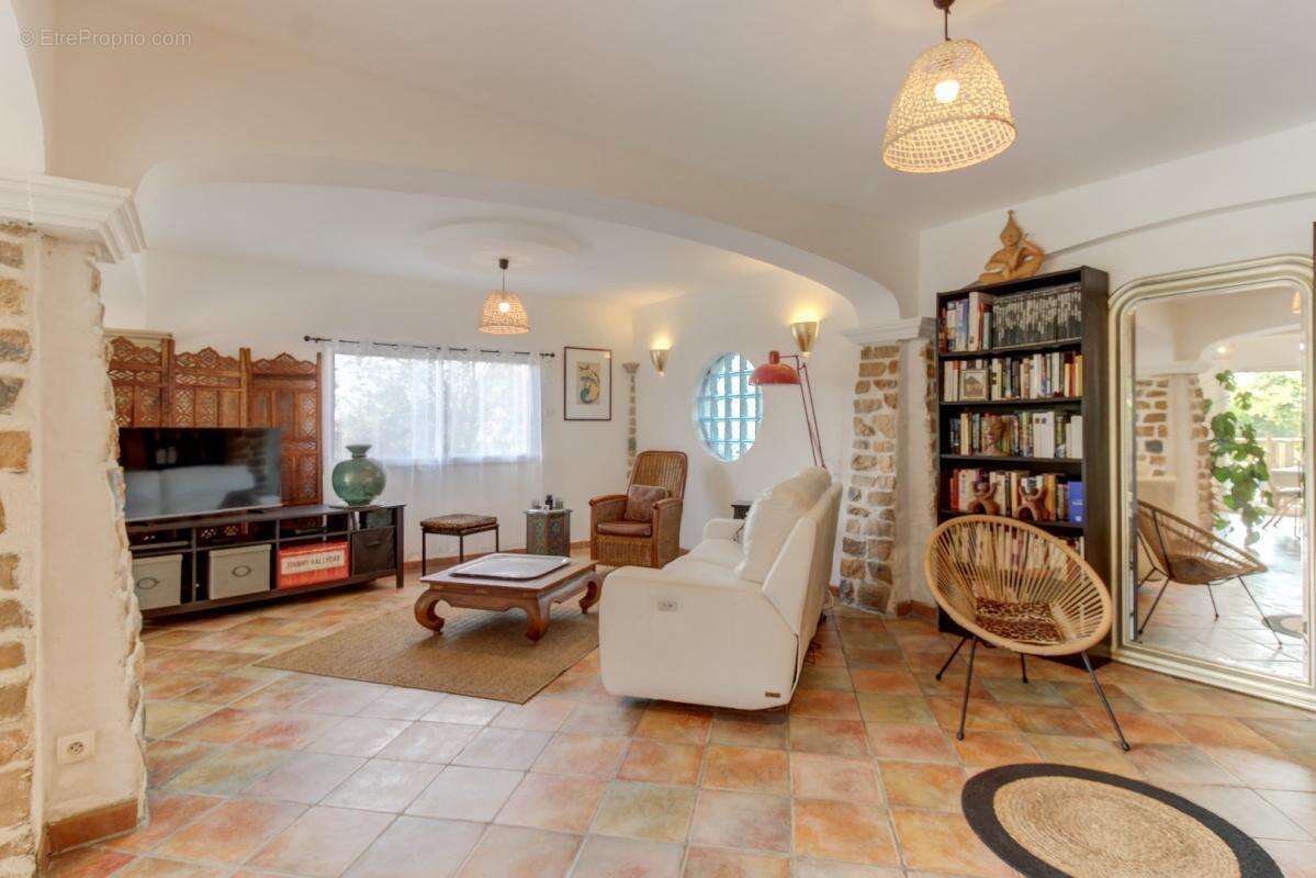 Maison à SAINT-MARCEL-D&#039;ARDECHE