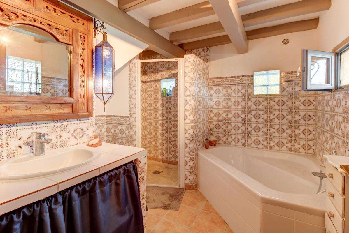 Maison à SAINT-MARCEL-D&#039;ARDECHE