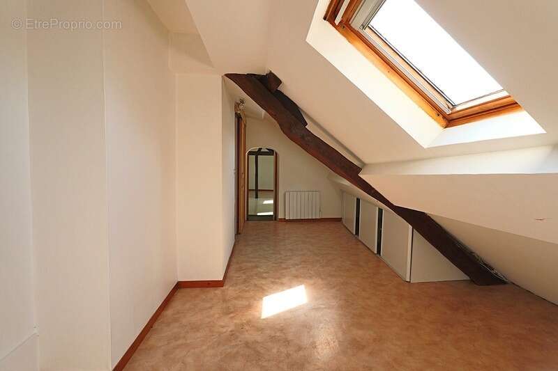 Appartement à FONTENAY-EN-PARISIS