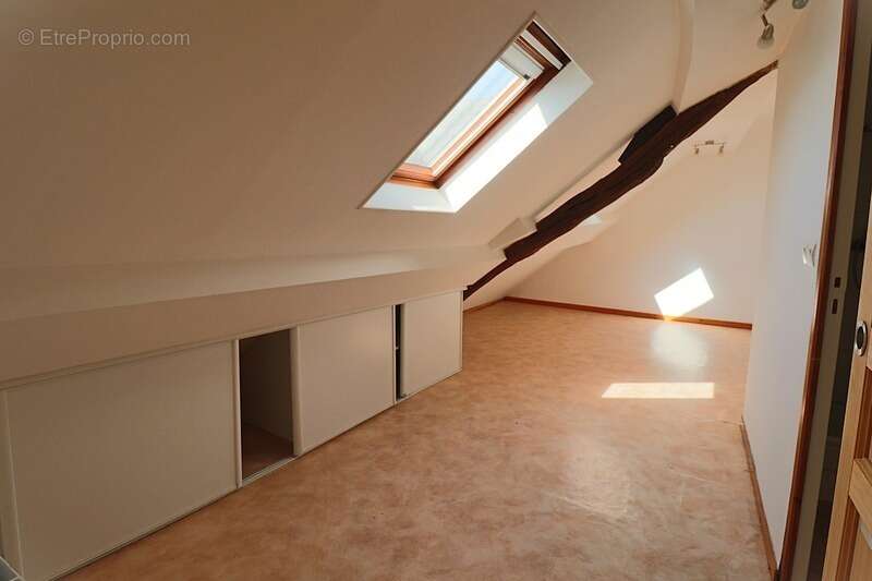 Appartement à FONTENAY-EN-PARISIS