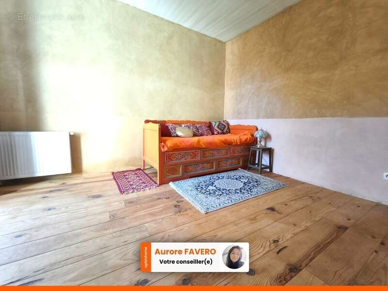 Maison à SAINT-LANGIS-LES-MORTAGNE