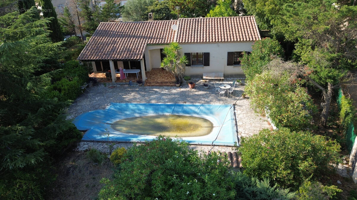 Maison à SAINT-JEAN-DE-FOS